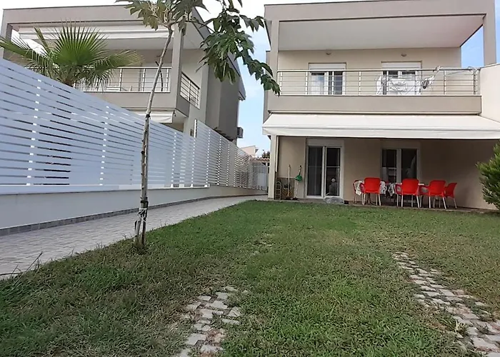 بيت للعطل Tatiana House